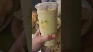 $1.30 large real fruit shake in the Philippines!| fresh fruit shake| avocado tropical fruit #season