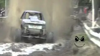 Too close for Comfort! Fast H&H RACING Mud Truck almost hits camera man.