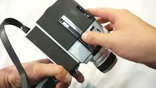 Sankyo CM 400 loading Super 8 film and batteries on Super 8 camera Sankyo Super CM-400 + ON SALE
