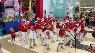 Christmas caroling Grade 1 at citimall iponan Evangelical Achievers Academy 