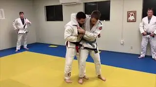 BJJ Headlock Defense | Pedro Sauer Gracie method Pt. 1