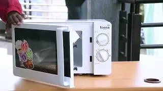 Un Boxing  ICON MICROWAVE OVEN 20L ILMO 2015WX