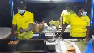 🇬🇾 Street food | AZeez Burgers/ Guyana 🇬🇾