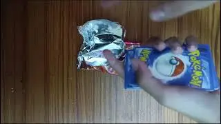 Pok&eacute;mon pack opening. sun and cosmic eclipse