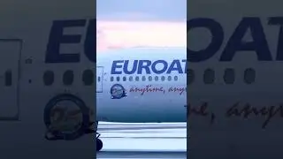 EuroAtlantic Airways CS-TFM Aircraft Boeing 777-200(ER) Attention Grabbing landing