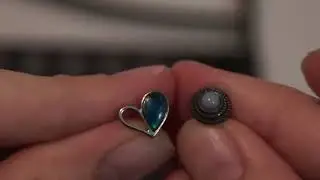ASMR: примерка сережек (тихий голос) (звуки камеры)
