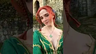 Look how big this castle is 😱 Triss Merigold cosplay - Witcher 3
