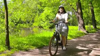 Test: JOBOBIKE LINDA - riding electric bike in the city!