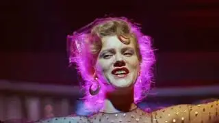 barbara sukowa em lola (1981) dir. rainer werner fassbinder