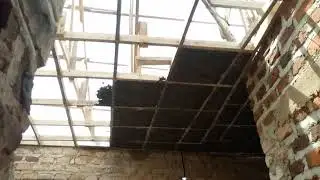Roof Master Omuseresi Wenju: Ceilings display