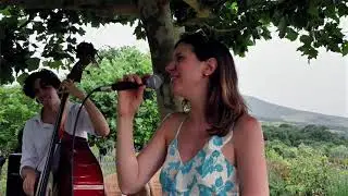 Romantic Italian Wedding | Assisi Aperitivo with Live Music