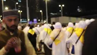 Talbiyah, sekumpulan orang turki mengumandangkan talbiah mereka akan tawaf ke baitullah dst
