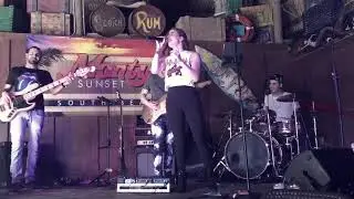 Tight Band (live)