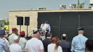 Brother of a fallen IDF hero recites Kaddish (mourners prayer) at memorial day ceremony