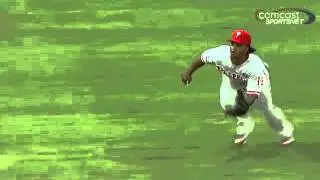 Michael Martinez Makes diving Catch