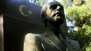 Müstəqillik Günündə Əbülfəz Elçibəy ziyarət olundu