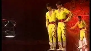 Alle bascule i BALKANSKY al Circo Medrano (1997)