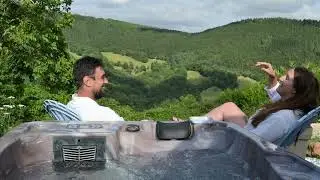 Vivez l'expérience d'un séjour de bien être holistique au cœur des Raspes du Tarn dans L' Aveyron .