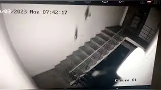 Призрак на лестнице...
