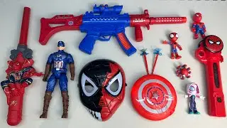 17 minutes of satisfied Marvel toy set unboxing, Spider Man toy gun, glowing mask, Iron Man reviews.