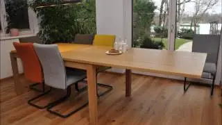 Ausziehtisch mit verdeckter Klappplatte