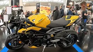 Triumph Street Triple 765 RS Roadster motor moto bike motorcycle 765RS new model walkaround A1718