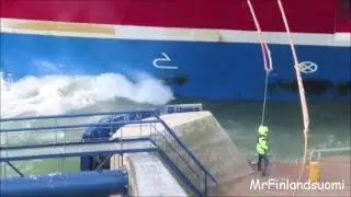 Tallink Silja Viking Line in Hard Wind 22 02 2020 Mariehamn Åland .