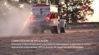 Fertilizadora FERTEC autopropulsada aplicando fertilizante granulado