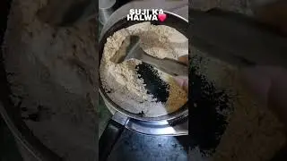 The OG Suji ka Halwa🤌🏻❤️ #food #recipe #shorts #youtubeshorts #trending #cooking #song