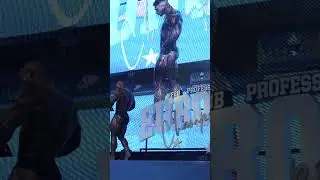RAMON DINO, SU PRIMER SHOW PRO Y DIRECTO AL MR.OLYMPIA #shorts