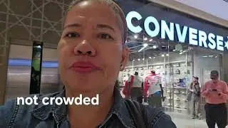 Ready to pack/ walking the mall/ plus no internet  for 16 hrs. Life in the Philippines 🇵🇭 💕 🇺🇸 