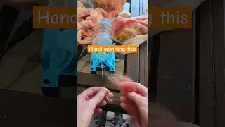 #spinningyarn #yarnmaking #handmade #handspunyarn #yarnproduction #handspinner