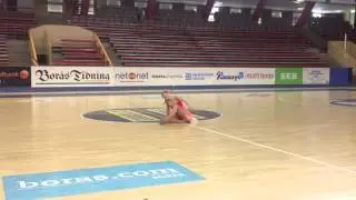 CAS solo senior twirling competition