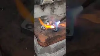 Fabricaci&oacute;n de postizos de molde de Soplado de envases de PVC