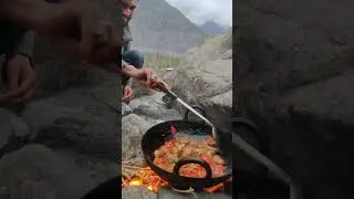 😱😛😛Make Delicious dish at mountains#viral #gilgitbaltistan #pakistan ..next part soon.. Subscribe 🤞