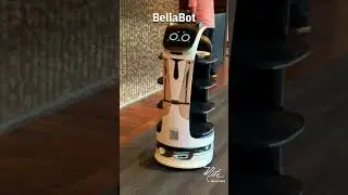 BellaBot Hotel Bonaventure Montreal