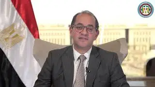 Egyptian Vice Minister of Finance Ahmed Kouchouk's reaction to receiving an award for the Panda Bond