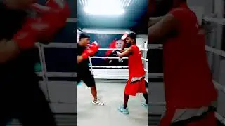 #BoxingLove #LovePunch #ViralVideo #BoxingTraining #PadWork #LoveInTheRing #BoxingLife