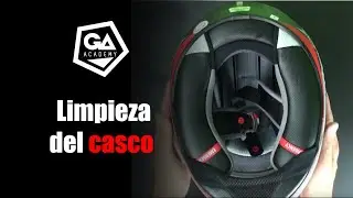 Limpieza del casco de moto