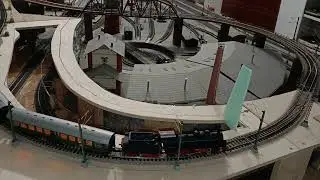 MODELLEISENBAHN M&Auml;RKLIN DIGITAL ANLAGE H0 UNTERE EBENE, OBERE EBENE GLEICHSTROM ANALOG H0. BR 38...