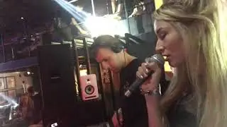Roastery Mary SK & Nekliff