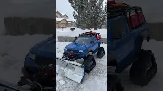 Rc snowplow truck with snow tracks TRX4￼￼