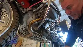 BMW R1200GS Oil & Filter Change