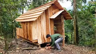 Building a Wooden Cabin in the Forest – How to Create a Free Power Source for Use
