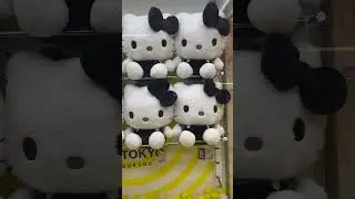 Claw Machine Prize : Black White Hello Kitty