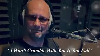 I Won't Crumble With You If You Fall (Tom Jones) Live played on Yamaha Genos