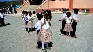 Pütürge Pazarcık İO anasınıfı 23 nisan gosterisi farecik & patlıcan oymadin mi