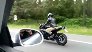 Suzuki GSXR 600 K7 Leo vince Slip-on fly by