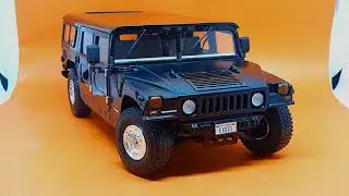 1/18 Hummer Humvee 1995 AM General by Exoto
