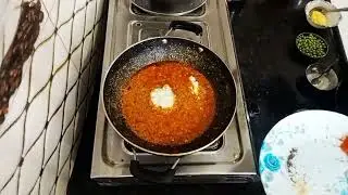 Make restaurant style Mutter pneer at home 